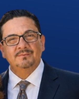 Ismael Uribe